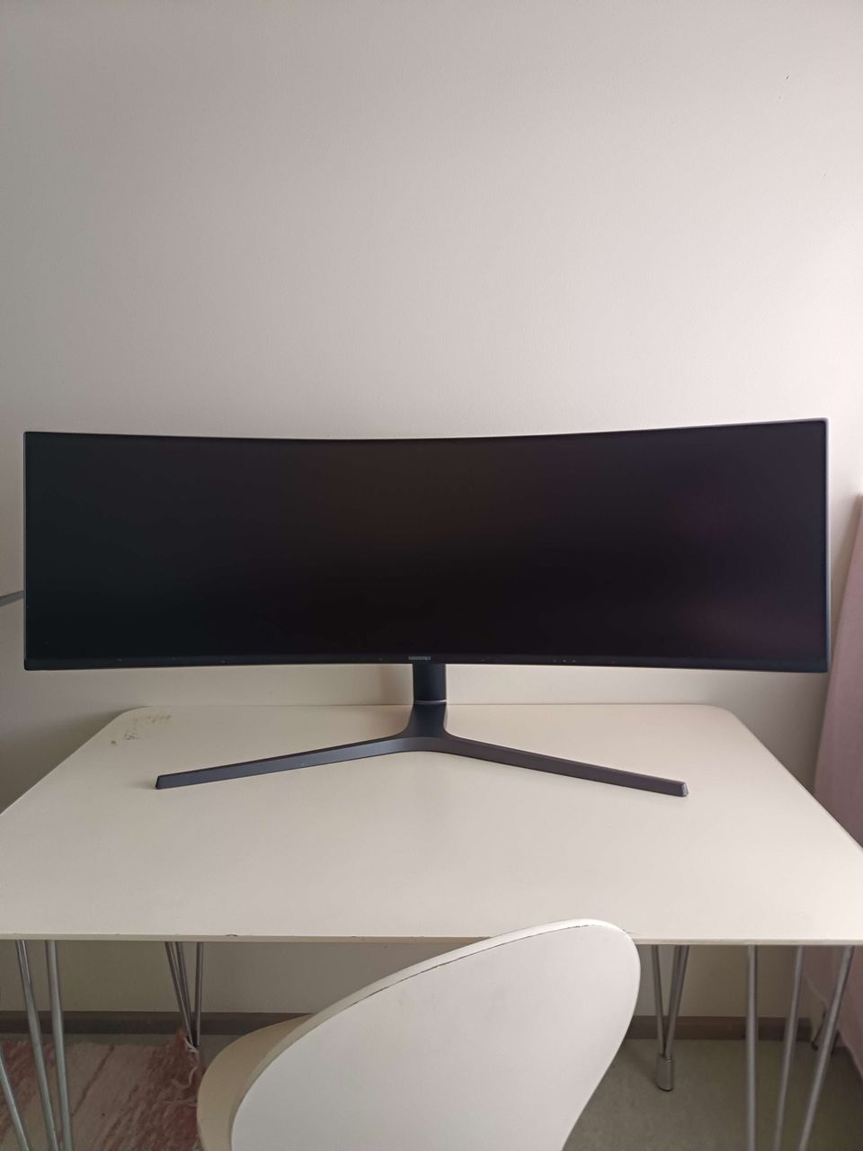 Samsung 49" 144hz Super Ultrawide Curved näyttö