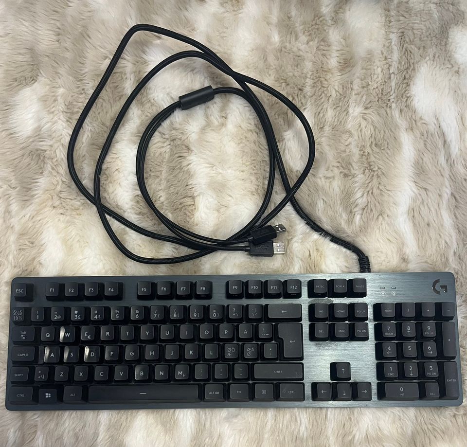 Logitech G413 carbon