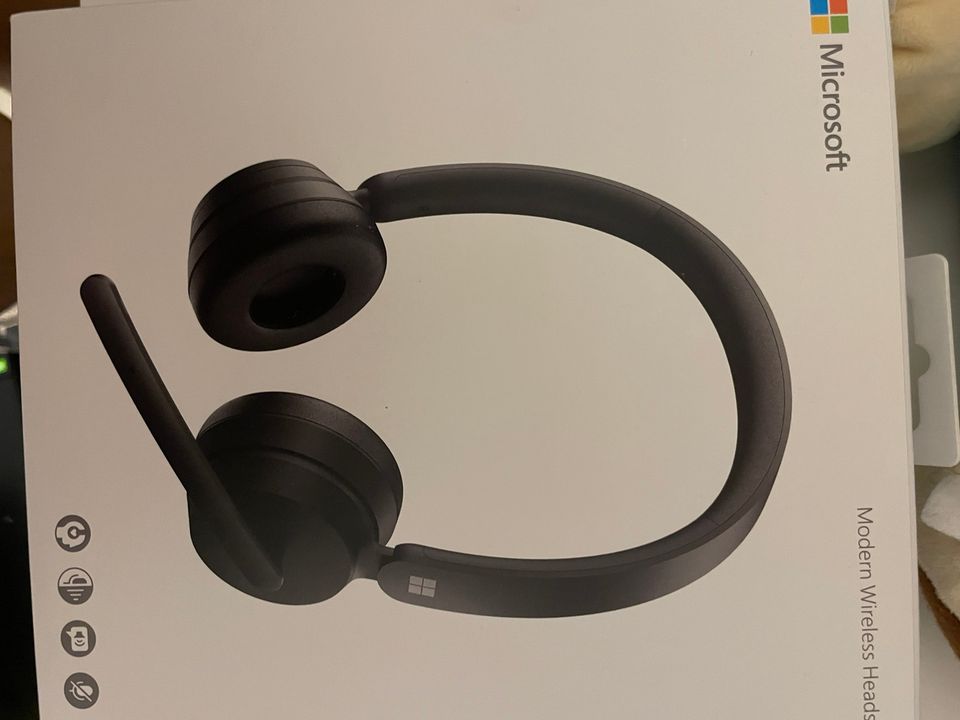 Microsoft Modern Wireless Headset