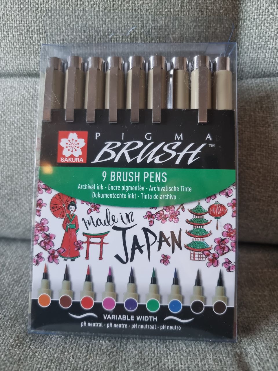 Pigma brush 9 brush pens