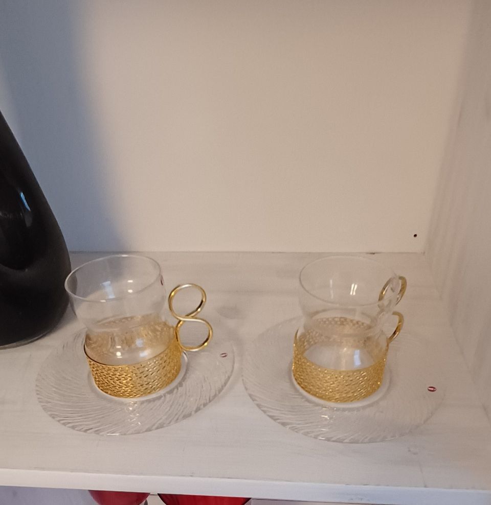 Iittala Tsaikka lasit ja lautaset 2 kpl