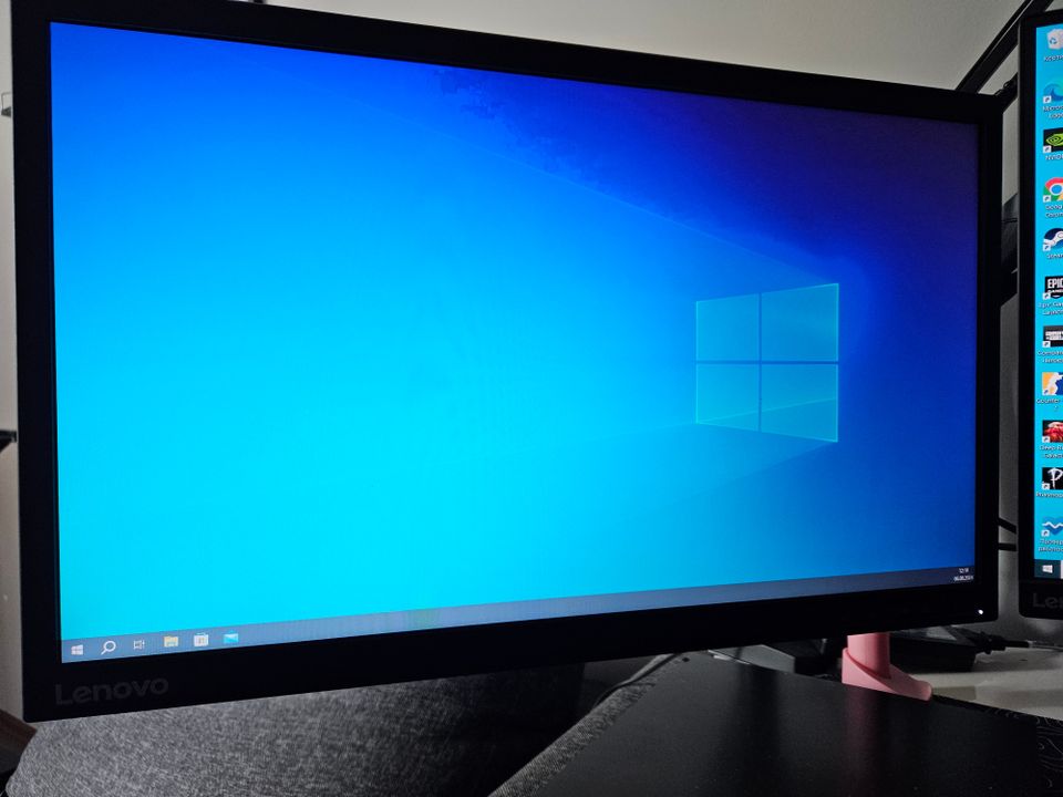 Lenovo 22-20 75hz