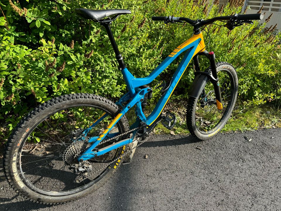 Vitus Sommet täysjousto enduro 27,5" L-koko