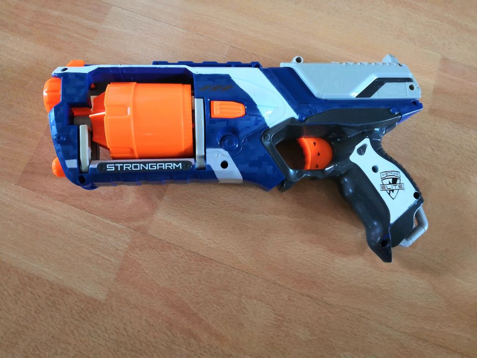 Nerf Strongarm