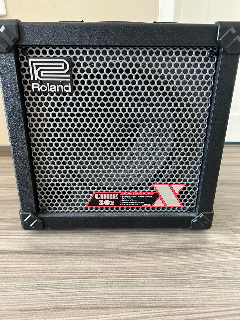 Roland Cube 30x