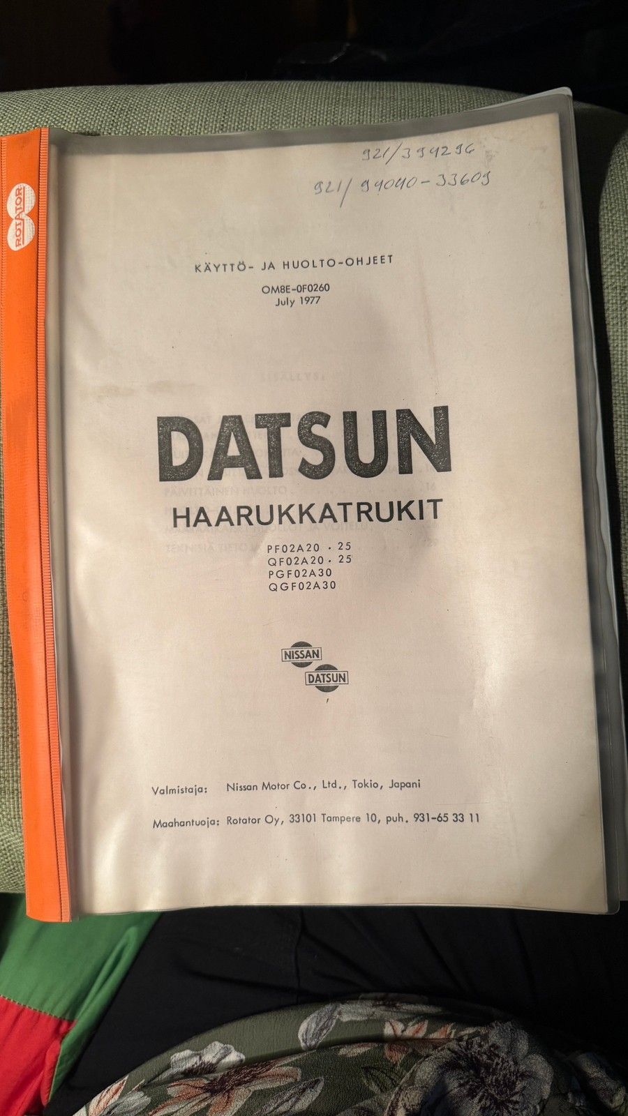 Datsun haarukkatrukkien käyttöohje