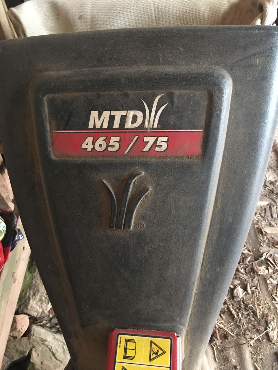 MTD 465/75 oksasilppuri toimii