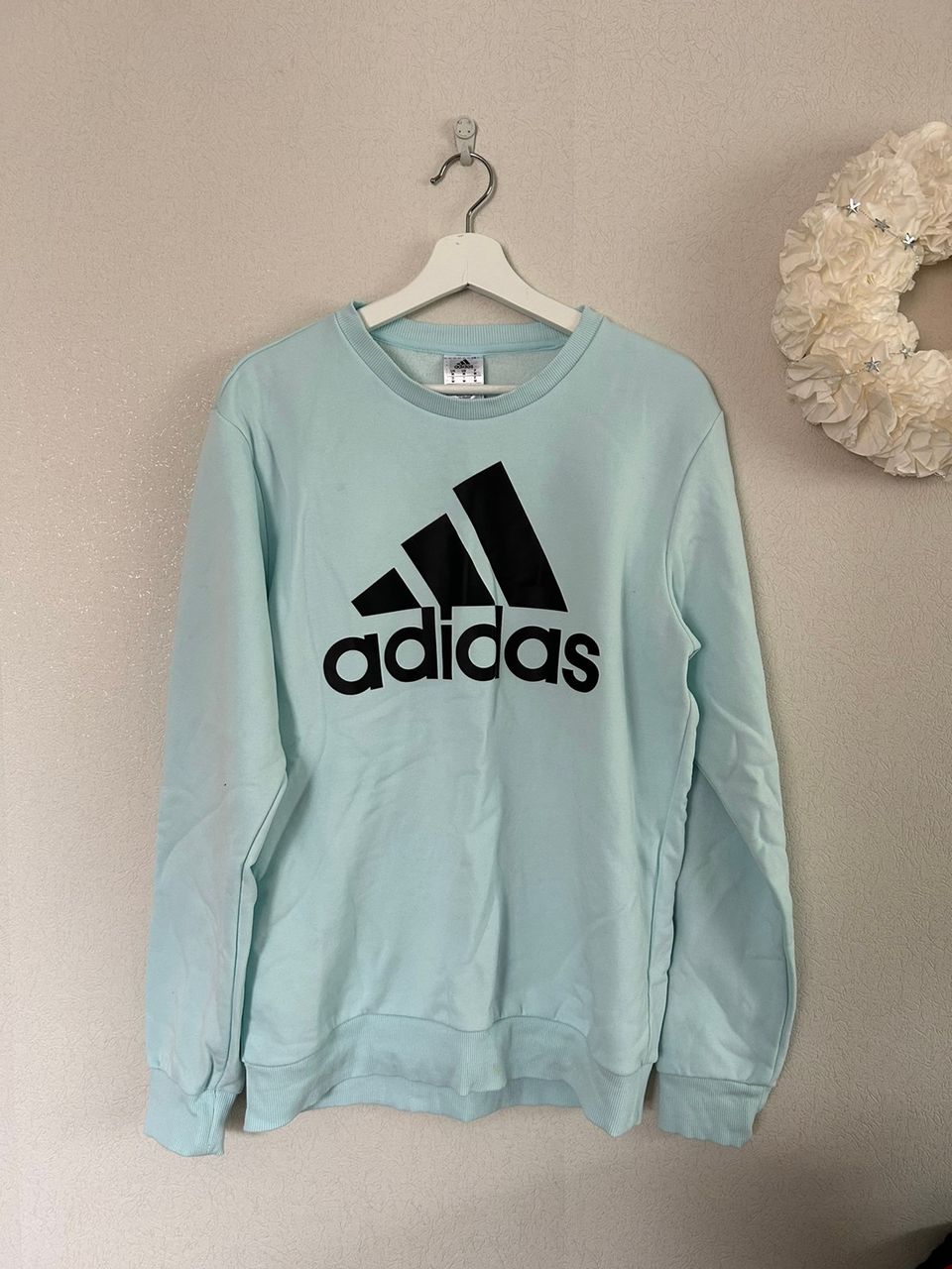 Adidas miesten vaaleansininen collegepaita M