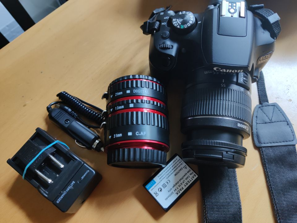 Canon EOS 1300D ++