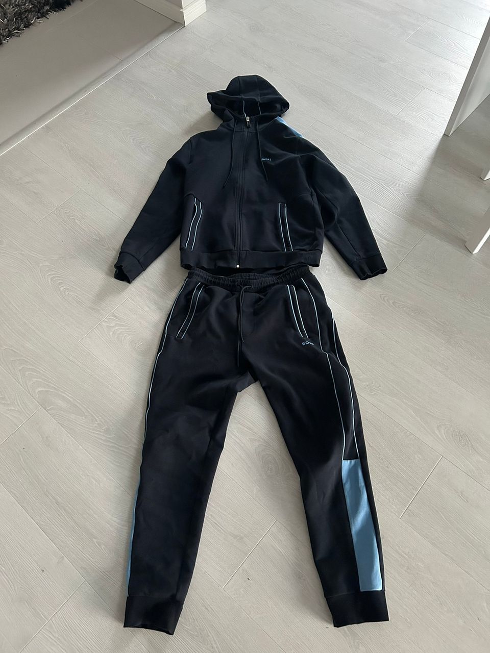 Boss tracksuit