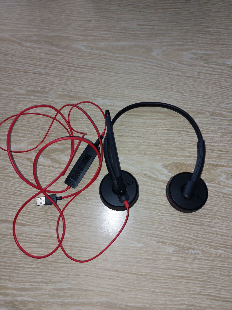 Plantronics C3200 kuuloke + mikrofoni