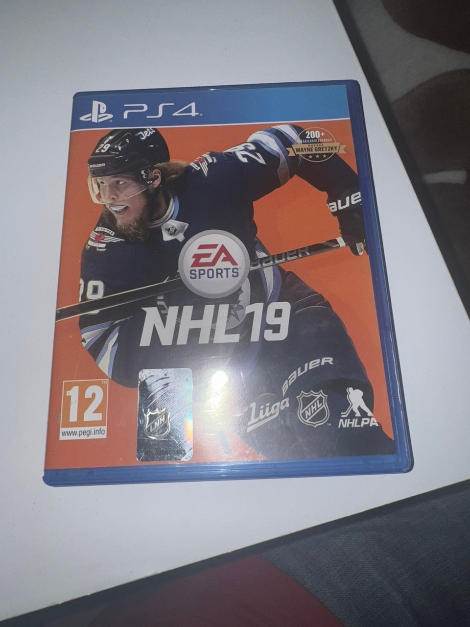 Ps4 peli NHL 19