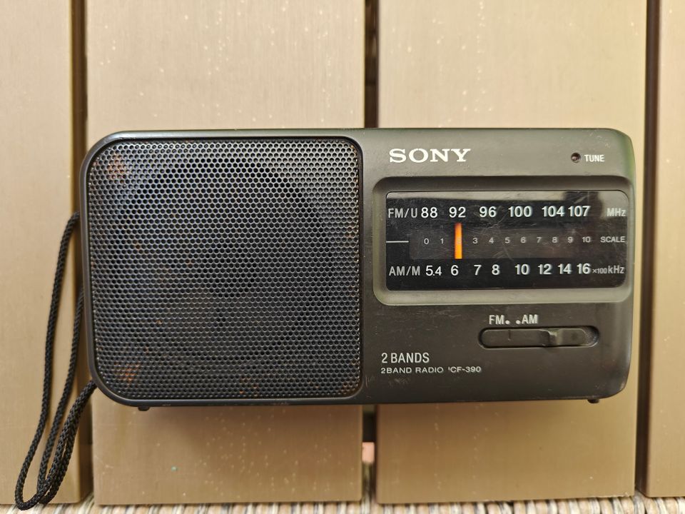 Sony FM/AM radio