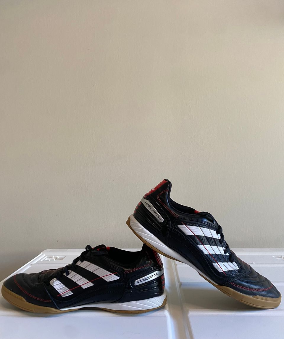 Adidas Predator (Futsalkengät) 43 1/3