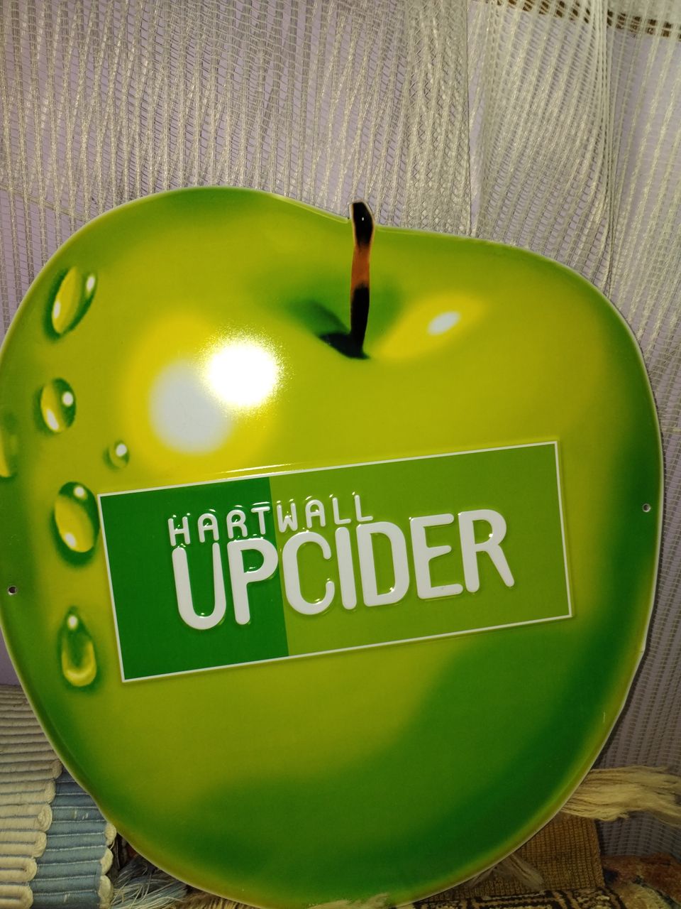 Upcider sisustustaulu