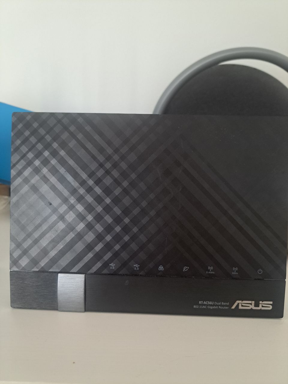 Asus RT-AC56U reititin