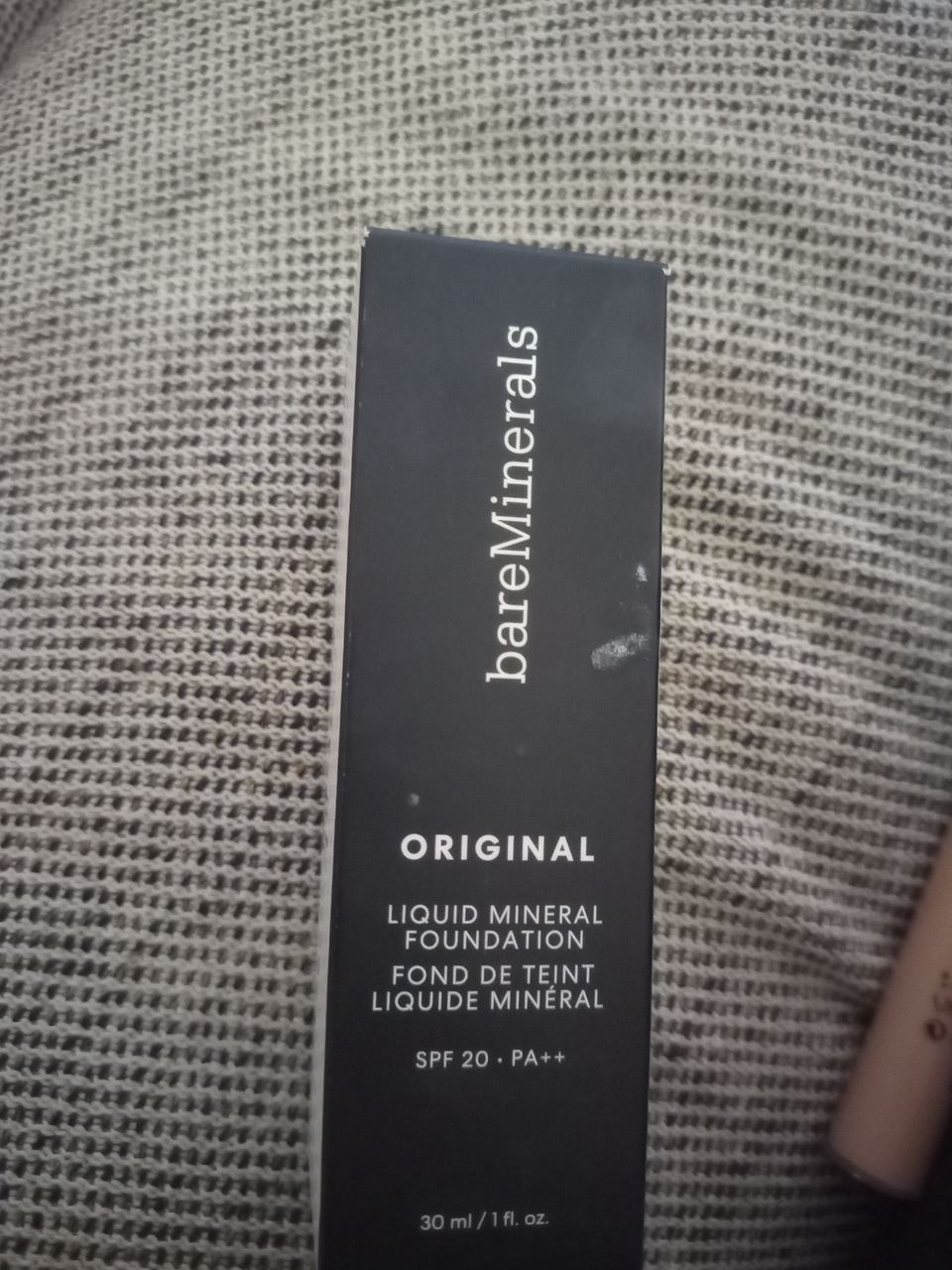 Bareminerals meikkivoide käyttämätön