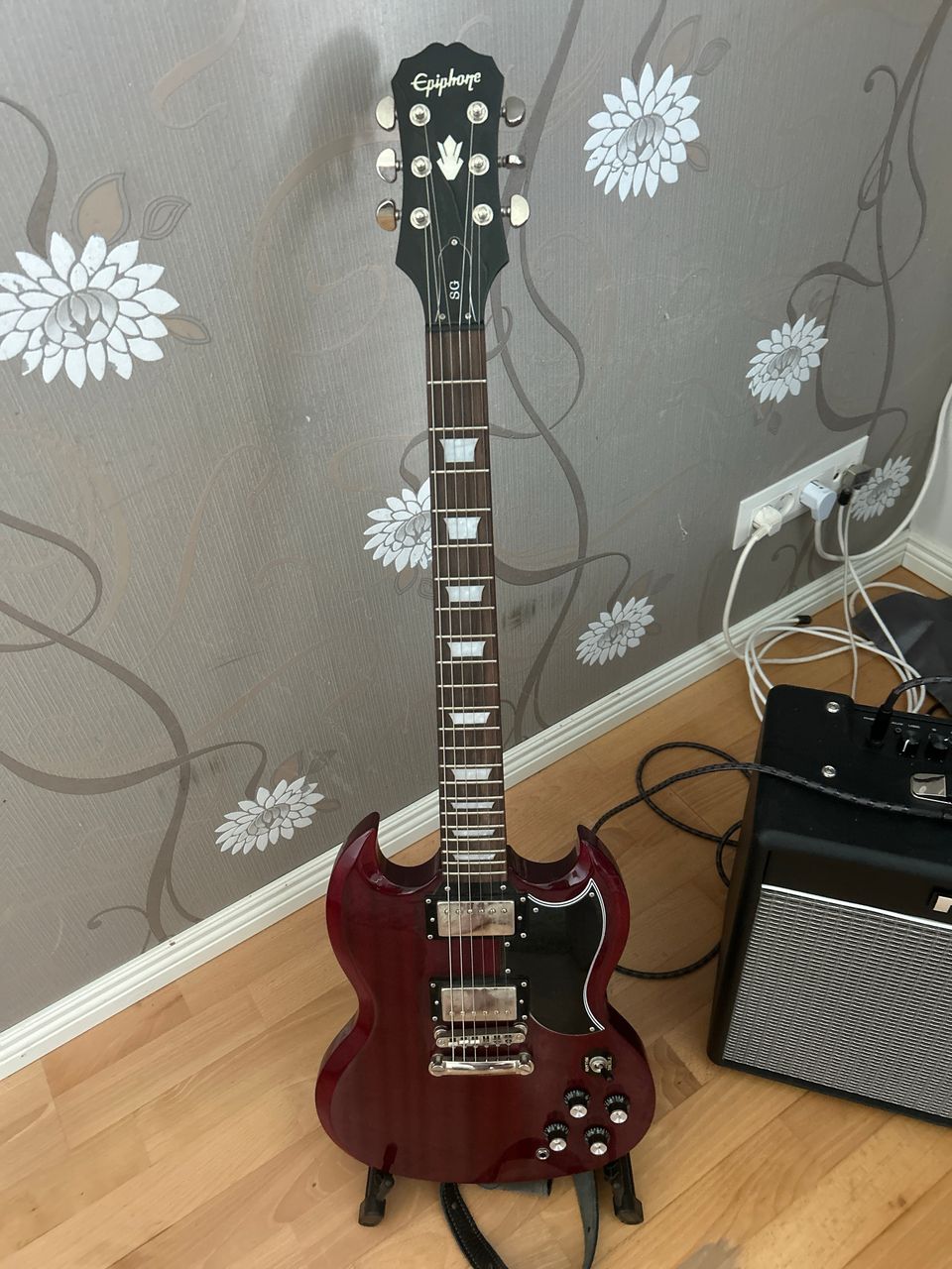 Epiphone SG400 groverin virittimet, hyvä kunto