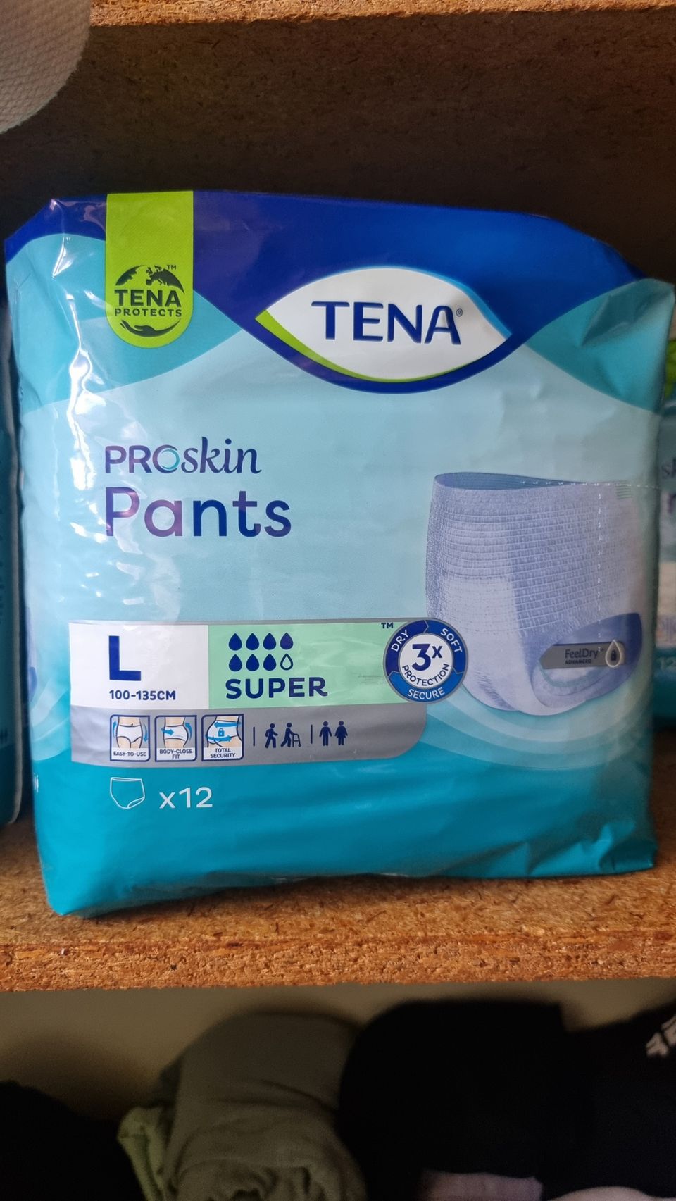 Tena Super housuvaipat L-koko