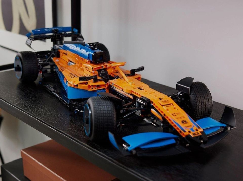 LEGO Technic 42141 - McLaren Formula 1