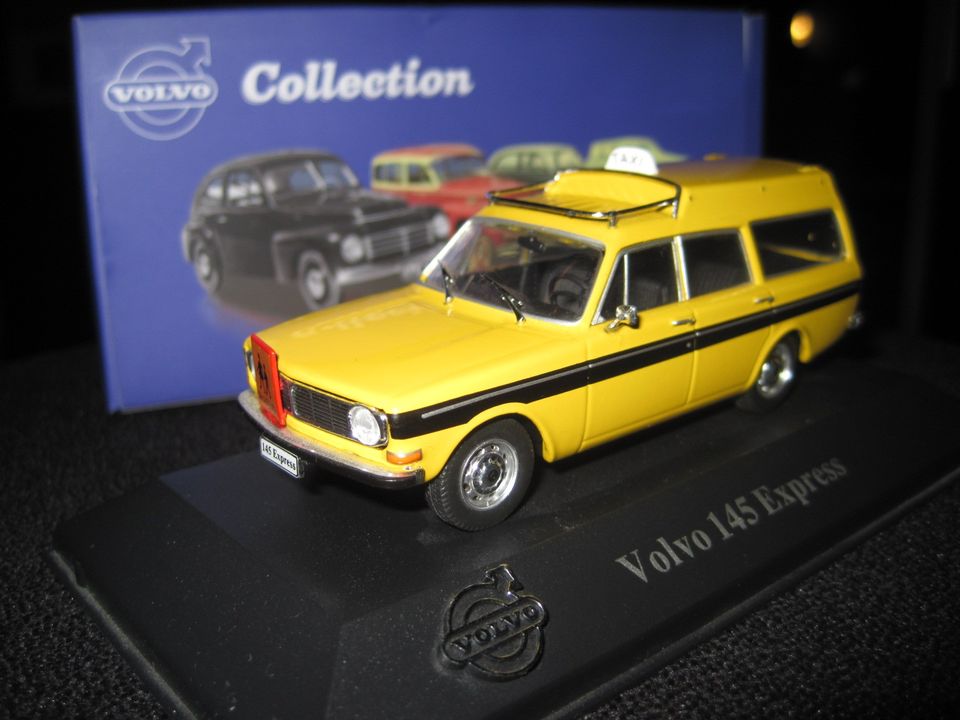 Volvo 145 Express 1969 farmariauto koulu taksi pienoismalli paketissa