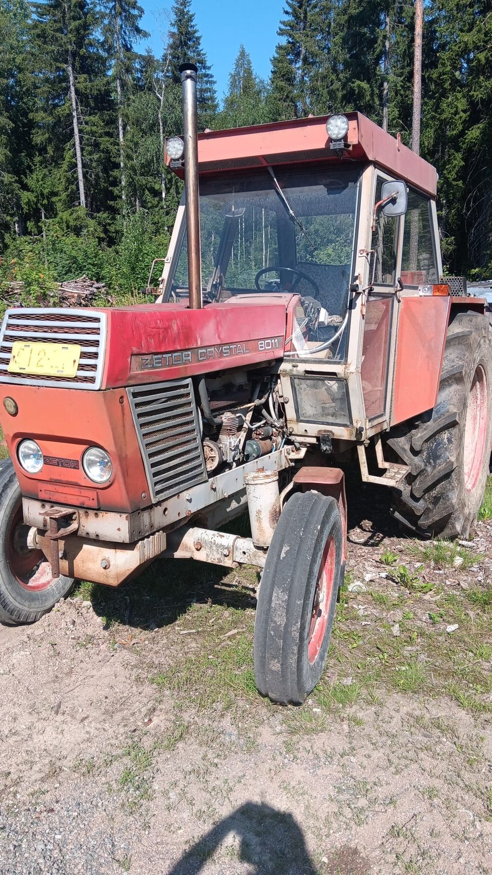 Traktori Zetor 8011