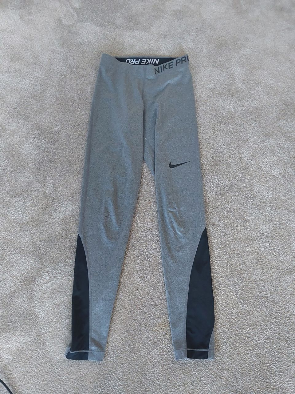 Nike Pro juoksutrikoot XS (koko 32/34)