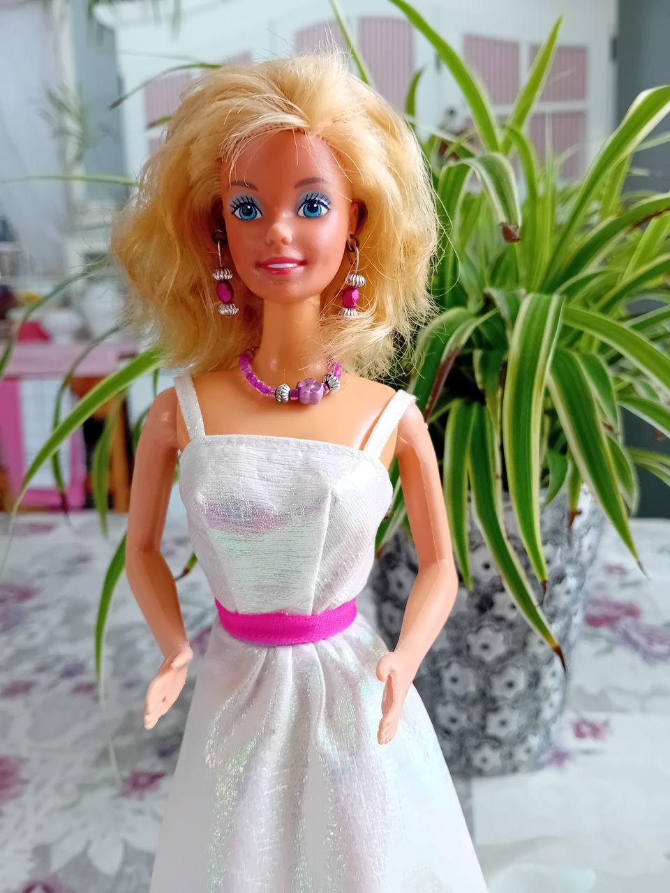 Mattel Kristalli barbie 1983 alkuperäisessä mekossa