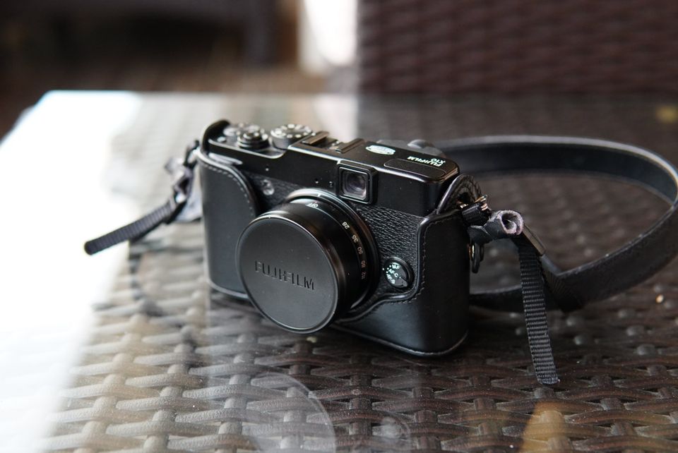 Fujifilm X10