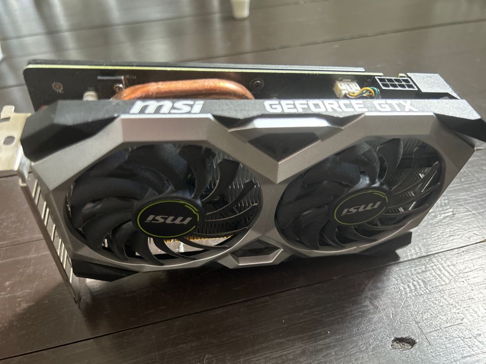 MSI GeForce GTX 1660 Super Ventus XS OC -näytönohjain