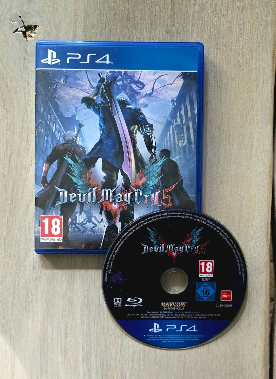 Devil May Cry 5 PS4-peli