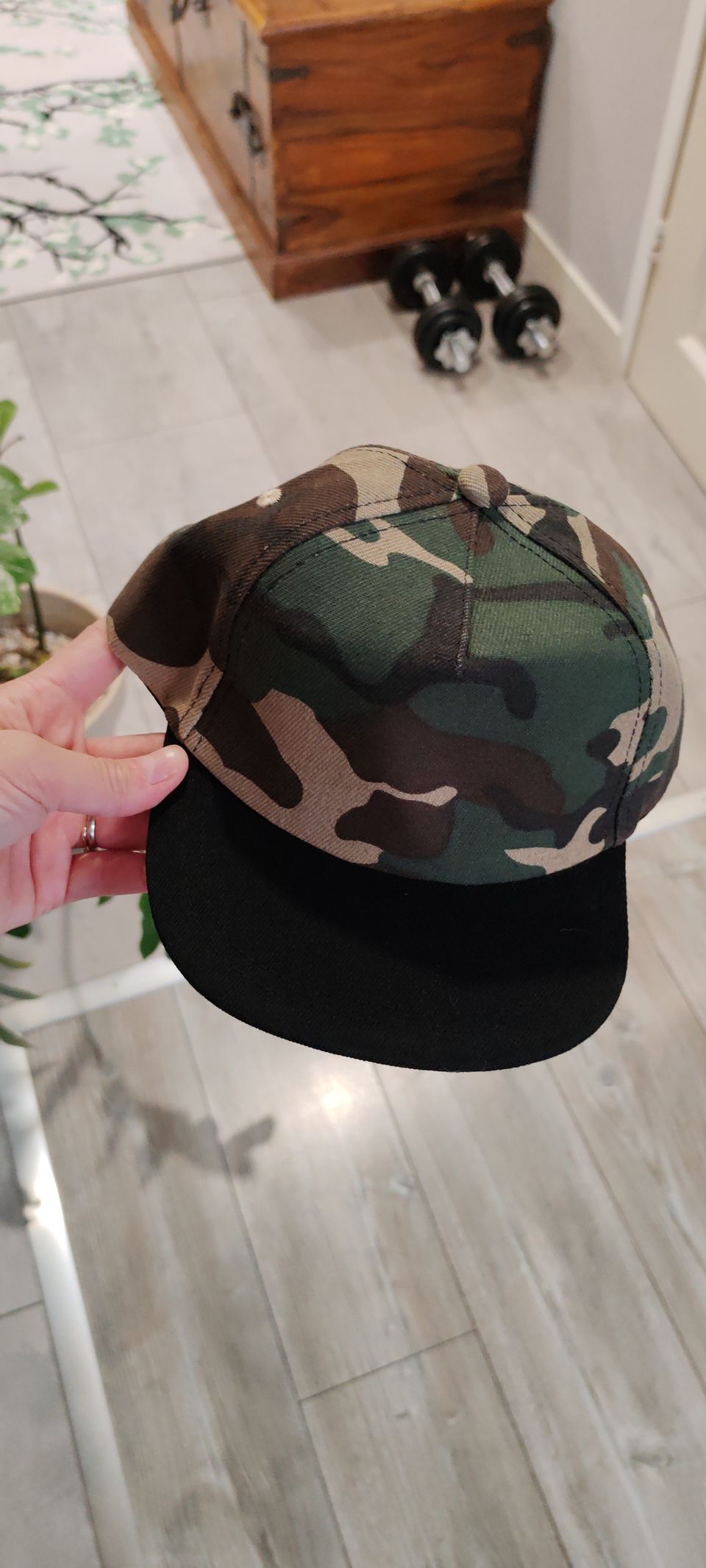 Uusi camo lippis