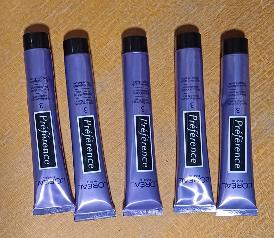 5 tuubia 54 ml L'Oreal Preference violetinvär. hiusbalsamia