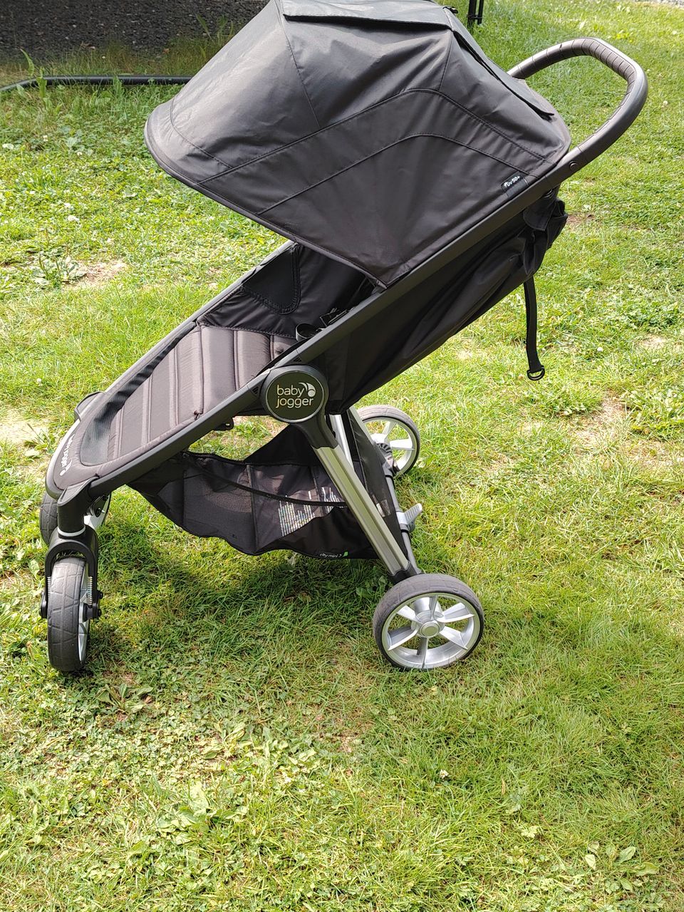 Baby jogger city mini 2