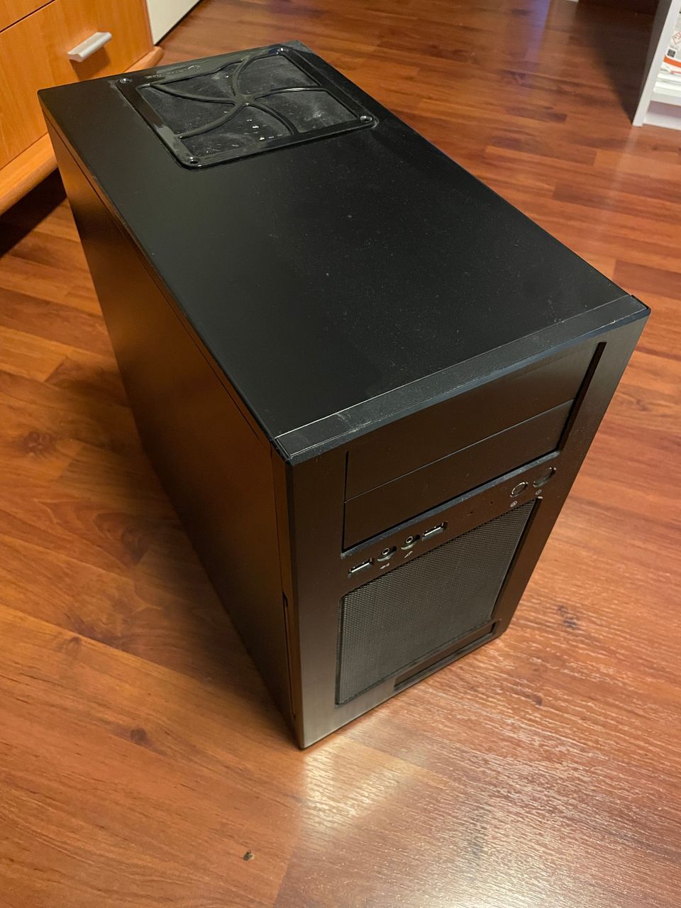 Silverstone Temjin PC-kotelo