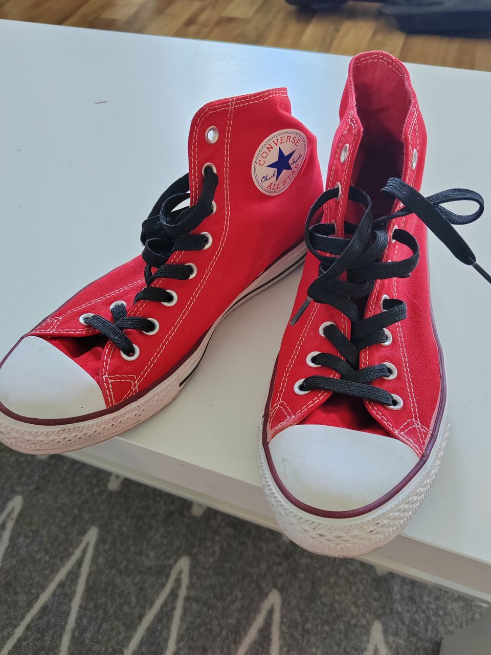 Converse