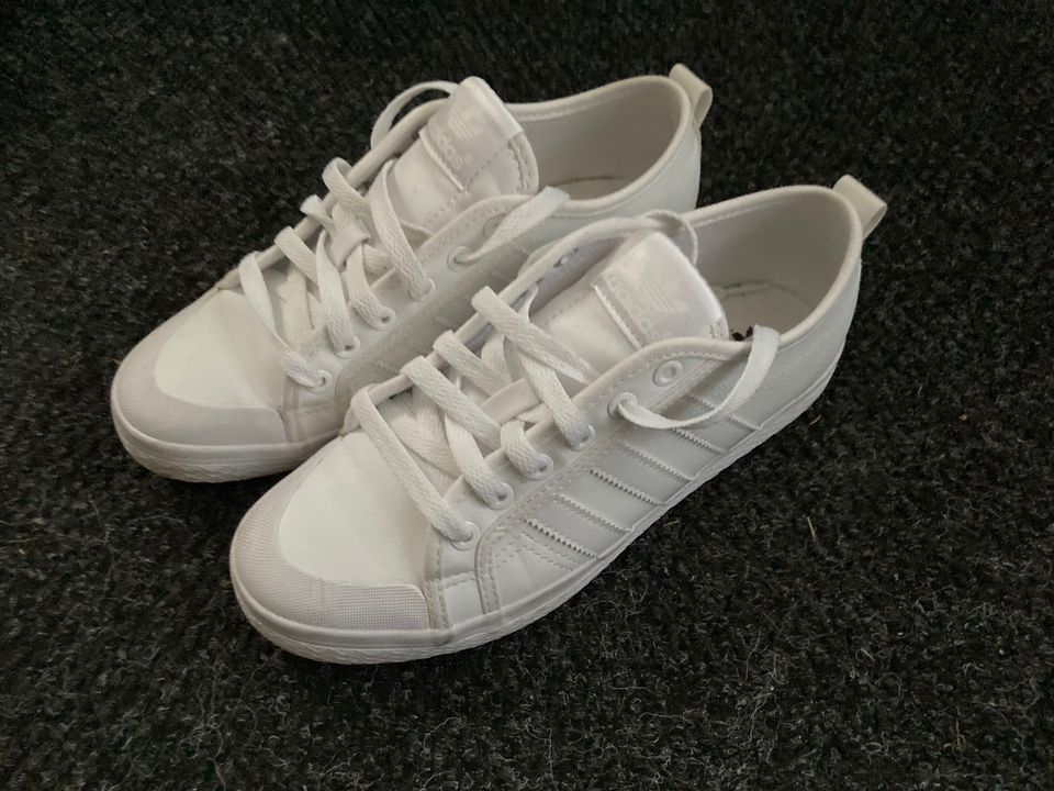 Adidas Originals Honey Lo 39 1/3