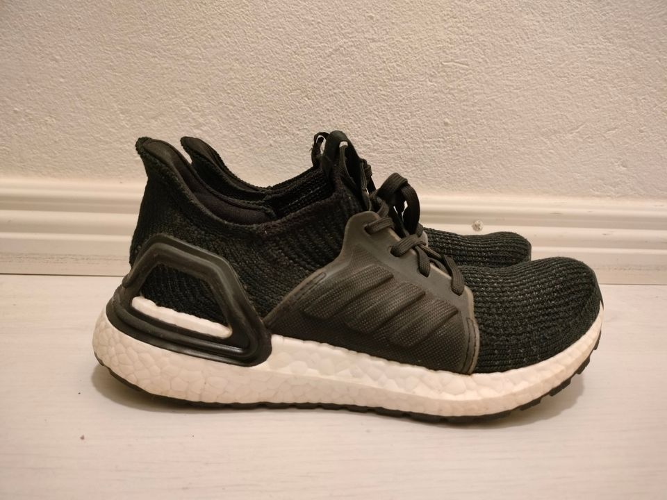 Adidas Ultraboost 20