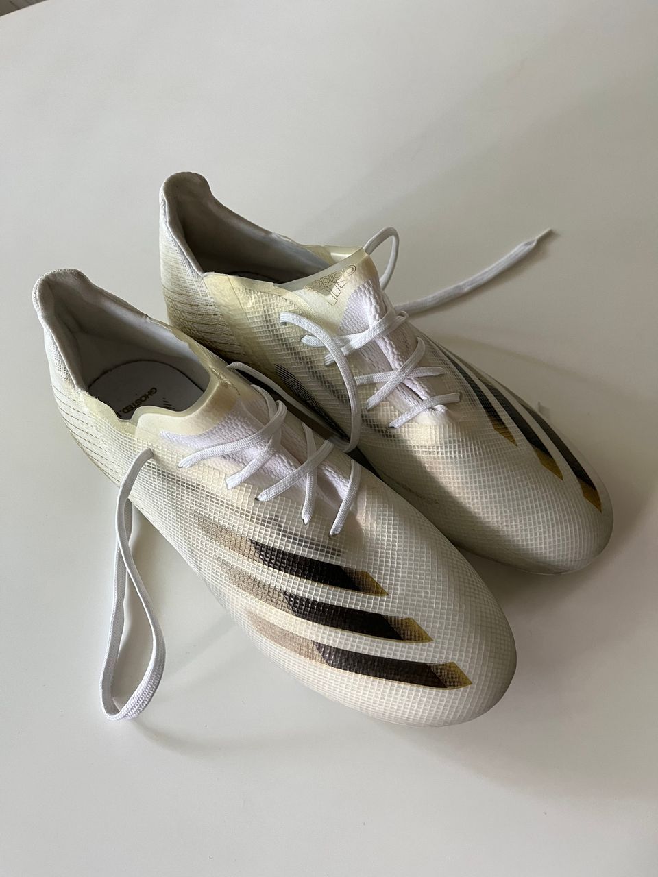 Adidas Fluroskin jalkapallokengät