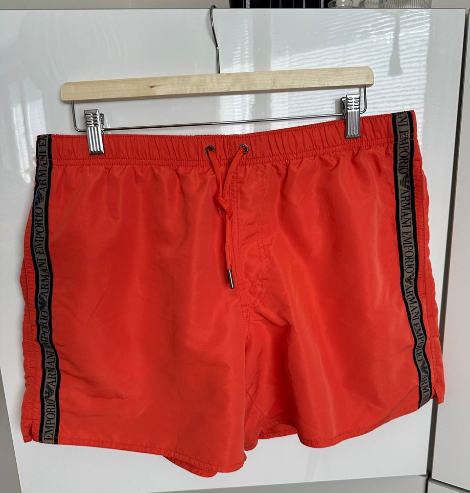 Emporio Armani uimashortsit 54