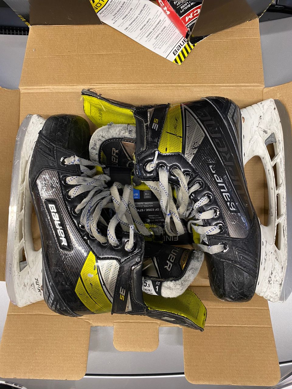 Bauer Supreme 3s (fit1, koko 5,5)