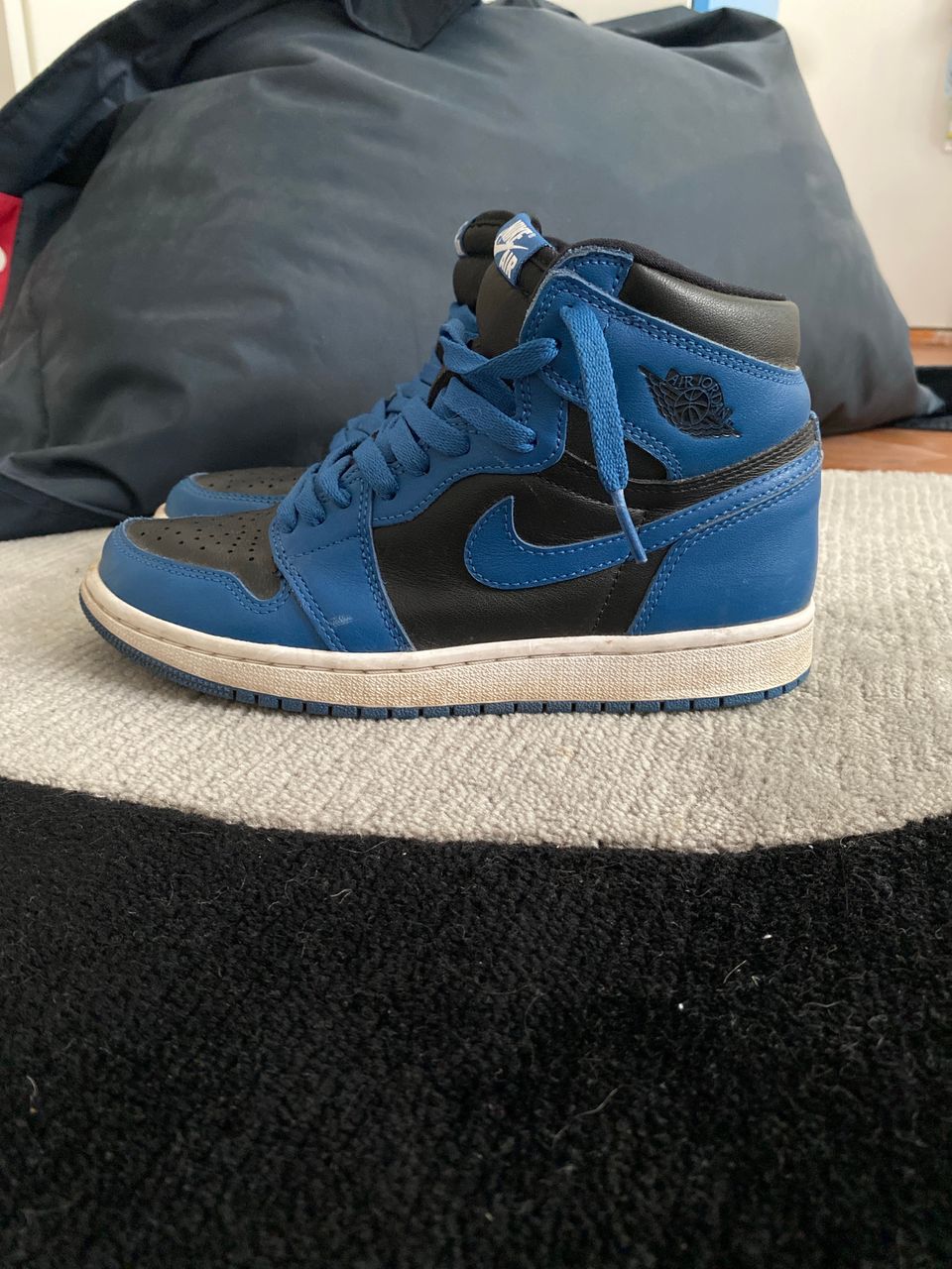 Jordan 1 retro high EU 39