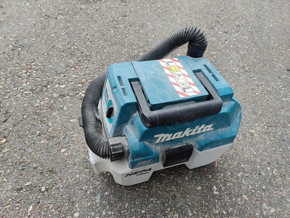 Makita akkuimuri runko dvc750l