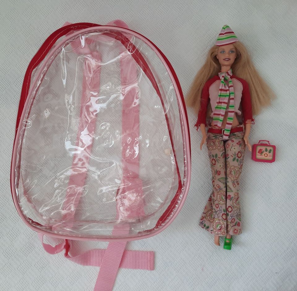 Barbie School Cool nukke ja reppu