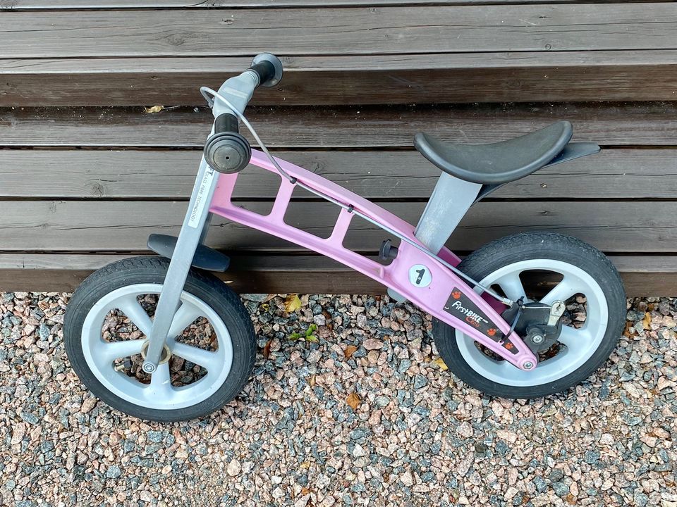 FirstBike potkupyörä