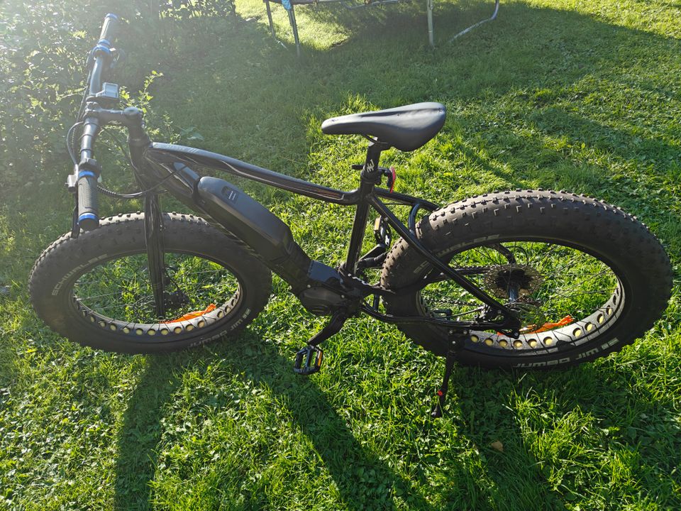 E fatbike Active 26 x 4.8 renkailla