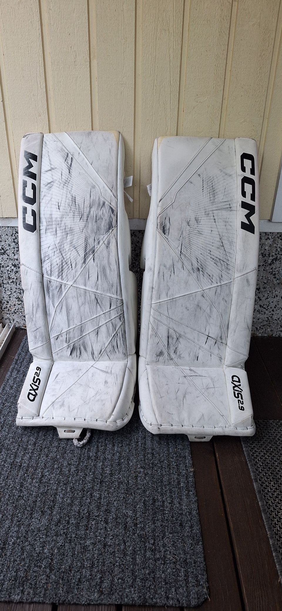 CCM Axis maalivahdin patjat 31+1