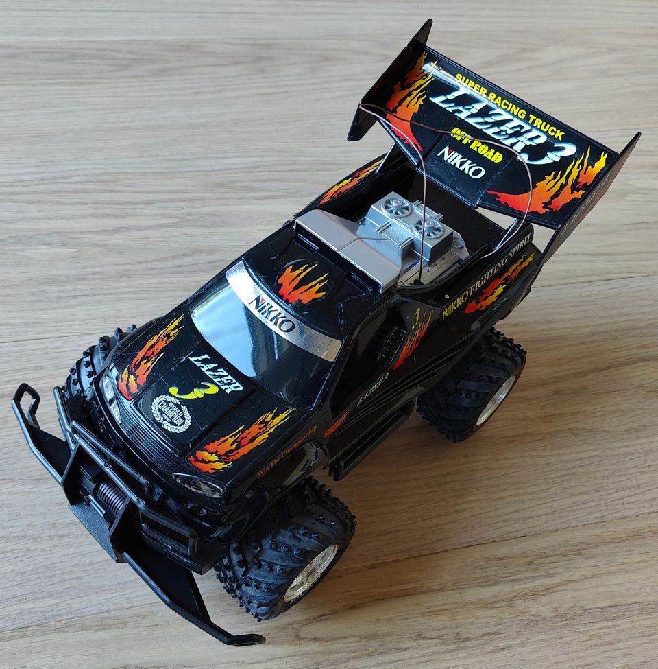 Nikko Laser 3 Off Road RC auto