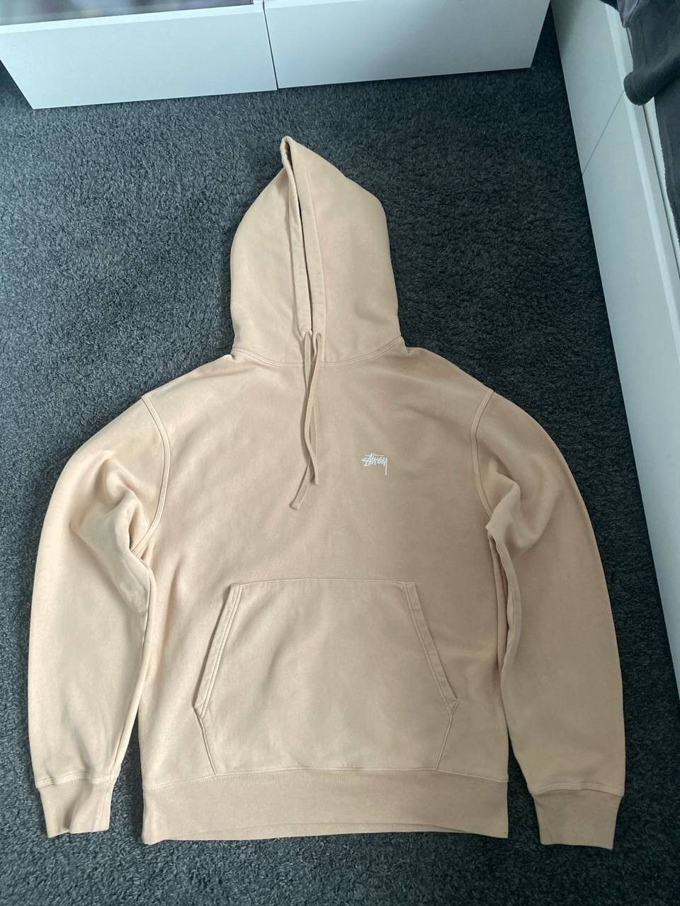 Stussy beige hoodie