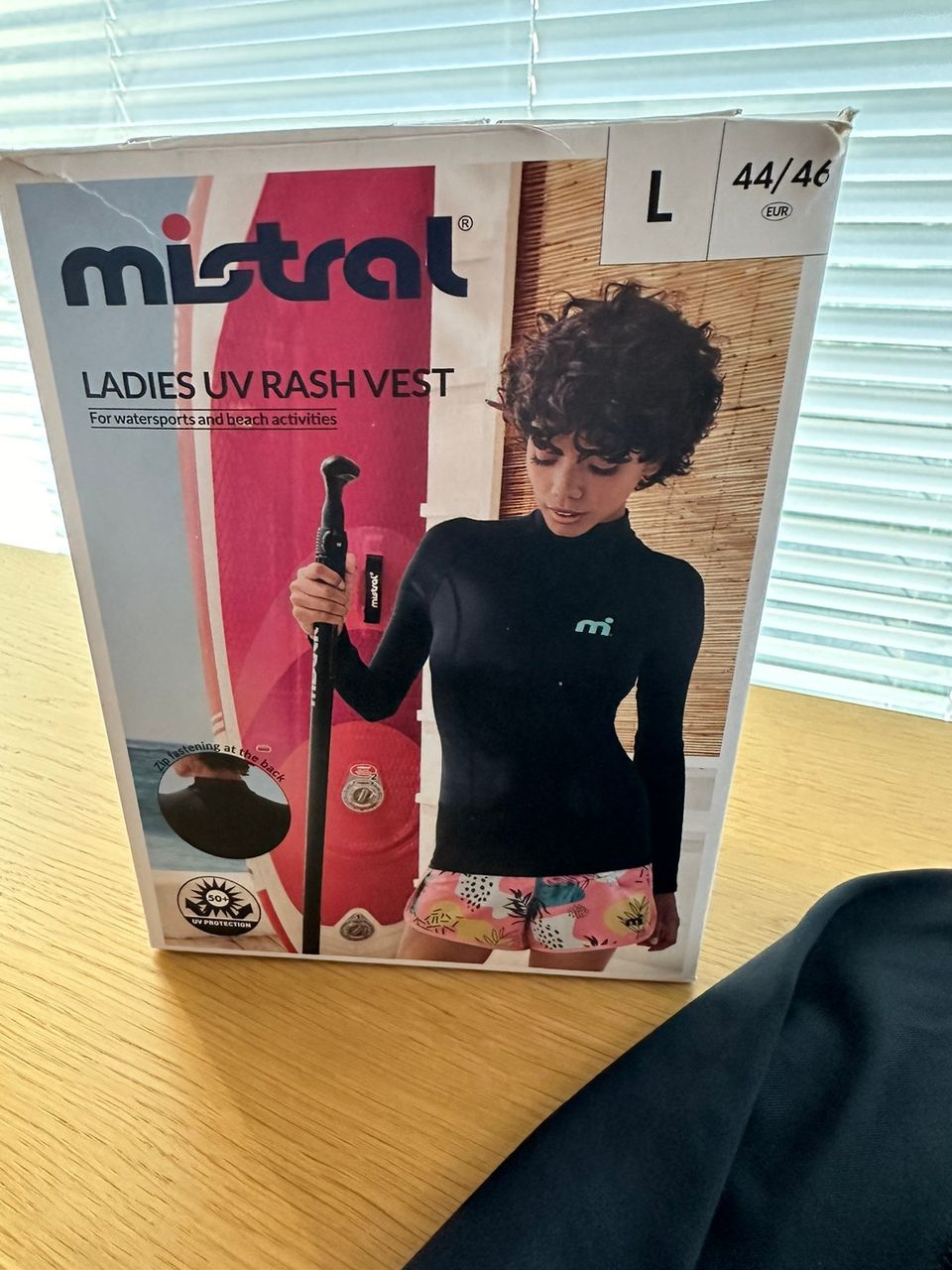 Mistral uv uimapaita